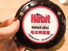 -The Habit Burger Grill 哈比特汉堡(复兴soho店)