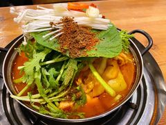 土豆排骨火锅-喇喇排骨火锅·传统韩式脊骨汤(望京西园总店)