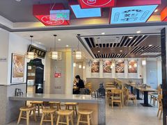 -佬钱湾仔(衣裳街店)