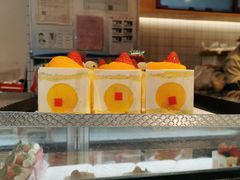 挚爱芒果-罗森尼娜(德思勤店)