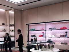 -Gucci(重庆IFS店)