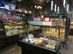 面包甜点陈列柜-新利香西饼店(惠友超市店)