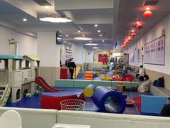-澳洲袋鼠早教(金辉环球广场店)