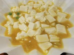 蟹粉嫩豆腐-日出青木·杭帮菜名店