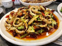 火爆黄喉-江湖黑大兔(杨家坪店)