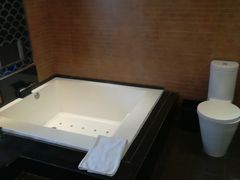 -薇爱精品时尚酒店(吴中店)