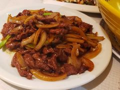 洋葱炒牛柳-天府乐园