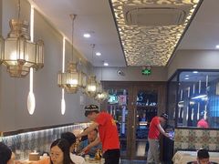 -欧提汗·新疆餐厅·清真(银都路店)