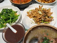 -鑫小城故事·藕汤·家常菜(台北一路总店)