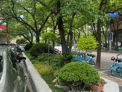 -玛格萝妮比萨屋(四平店)