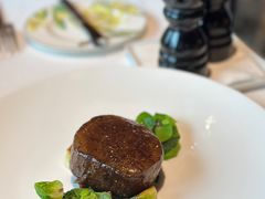 牛肉荷兰豆-Le Comptoir de Pierre Gagnaire