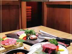 -炼火烤肉店