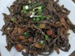 -临街徽菜馆·正宗黄山味