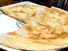 -老天桥酱肉烧饼夹肘子(天桥店)
