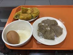 -牛一嘴·兰州牛肉面·大盘鸡(财富中心店)