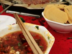 -山城年华老火锅(玉林店)