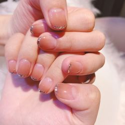 -Adore nail日式美甲美睫