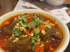 土冒血旺-炉小二铜锅牛蛙•川湘菜(三里屯店)