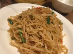 油渣土豆丝-肆海小川菜酒馆Wine Bistro (青年路店)