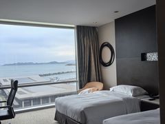 -青岛海尔洲际酒店