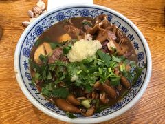 卤煮火烧-门框胡同百年卤煮(新街口店)