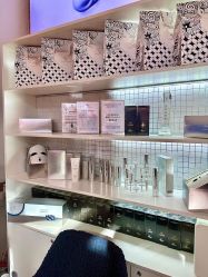 -黎蓓露·徒手骨雕蛋白抗衰·调肤管理