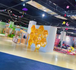 -塔塔王国·主题儿童游乐园(奥城商业广场店)