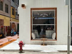 -Line 咖啡(石厦花园店)