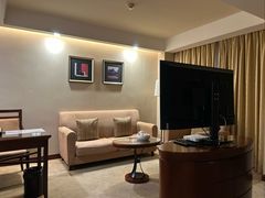 -汕尾巴黎半岛酒店