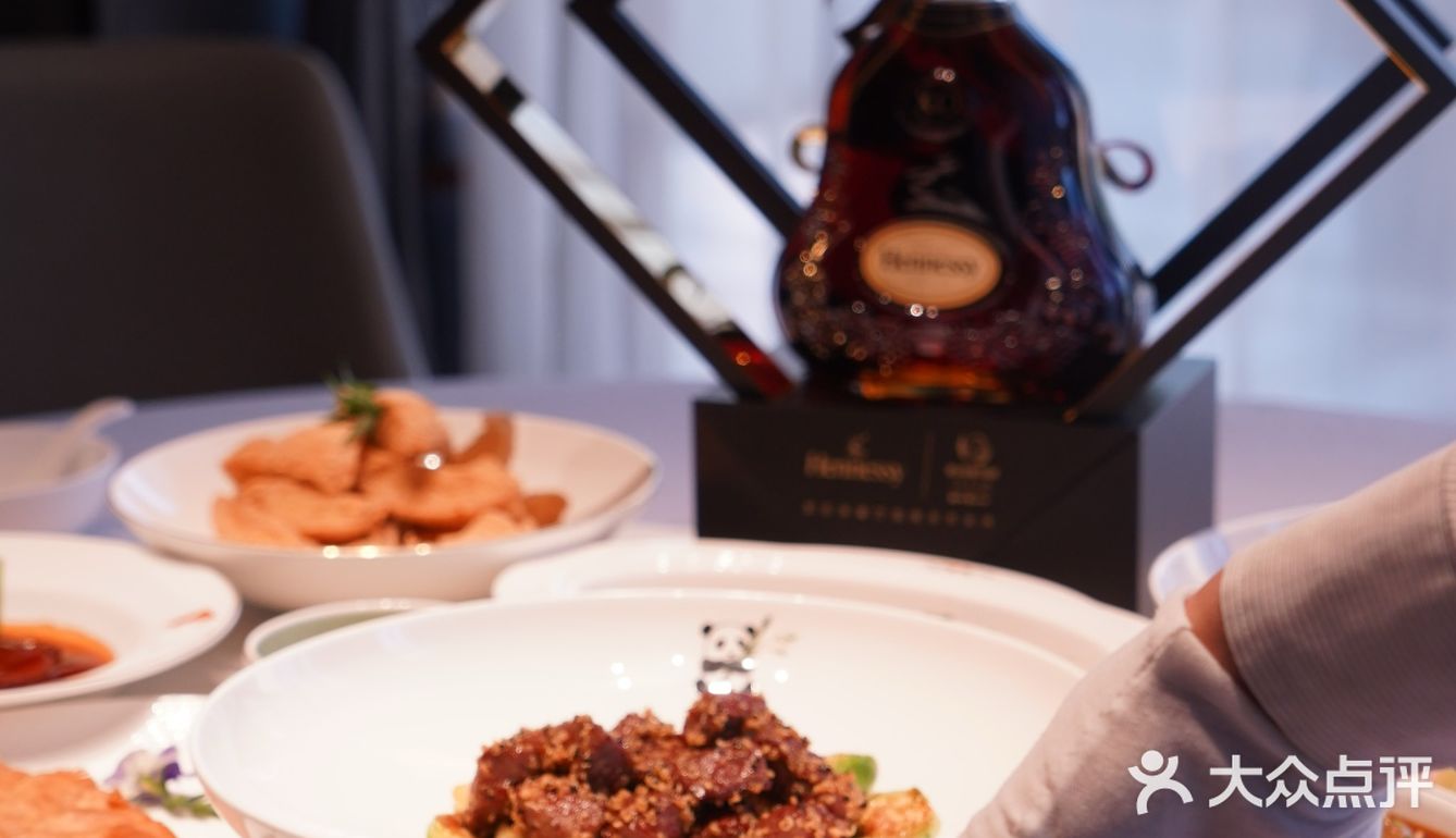 秋冬的仪式感，跟姐妹聚会就来黑珍珠潮菜🤔