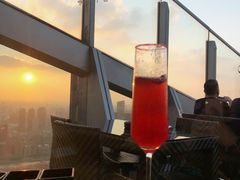 -FLAIR顶层餐厅酒吧(浦东丽思卡尔顿酒店)