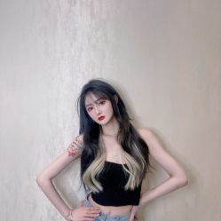 -AYO SALON