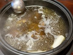 乌骨鸡野生菌汤锅底-滇野云南野生菌餐厅(陕西南路店)