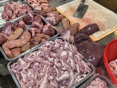 -标记美食新鲜猪杂(兴南大道店)