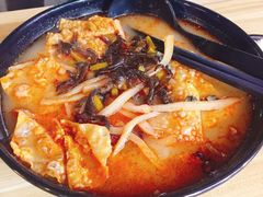 -小蛮妞家螺蛳粉(凯旋路店)
