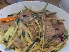-关东小磨东北菜(上海长风大悦城店)