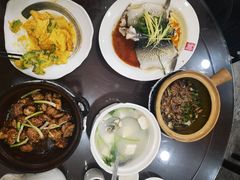 -红星光发煲仔饭(文海店)