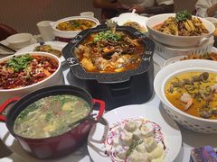 -巴特餐饮6加1音乐餐吧·新疆菜