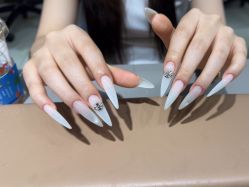 -艾珂·美甲美睫