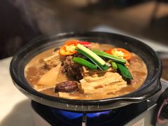 -港丽餐厅(高德置地店)