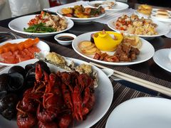 -粤海酒店-旋转餐厅