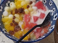 -钢管厂五区小郡肝串串香(蜀都万达店)