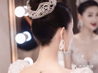 打卡这家颜值超高的婚纱礼服店