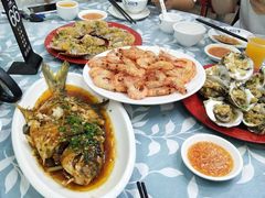 -小辣妹川味海鲜加工店(第一市场椰风巷店)