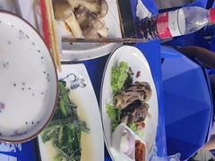-花儿穆萨·烤肉餐厅(石马坪店)