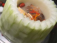 -得意咚瓜·顺德鱼生·冬瓜火锅(深圳首店)