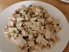 小葱拌豆腐-东北特色菜馆(珞喻东路店)