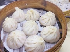 -莱莱小笼·乔艾