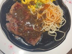 -豪客来牛排(空港华联店)