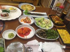 -青瓦餐厅·生鱼片·韩园烤肉(西塔店)